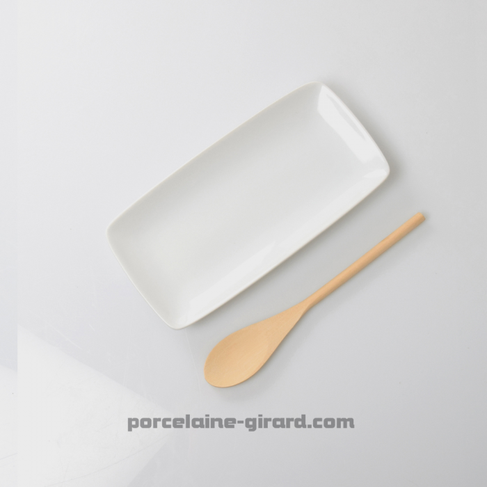 Petit plateau rectangulaire collection Sahara, /Idéal pour y mettre un duo tasses, des verrines, ou autre.../Ses bords arrondis 