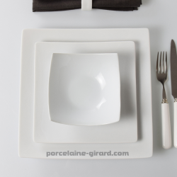 Coupelle Design, idéale pour une entrée individuelle, ou pour y présenter le riz (ou autre) dans une assiette. /Esprit japonisan