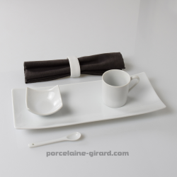 Plat rectangulaire Design, idéal pour vos cakes, vos desserts ou vos cafés gourmands./Esprit japonisant et forme contemporaine p