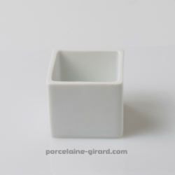 Mini cube. Existe en trois tailles. /Passent au lave-vaisselle, au micro-ondes et au four./9cl