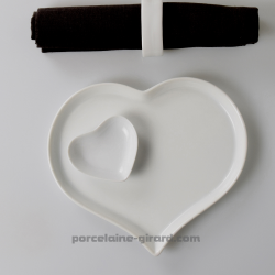 Mise en bouche plate, forme coeur. 7.5X6.5cm/