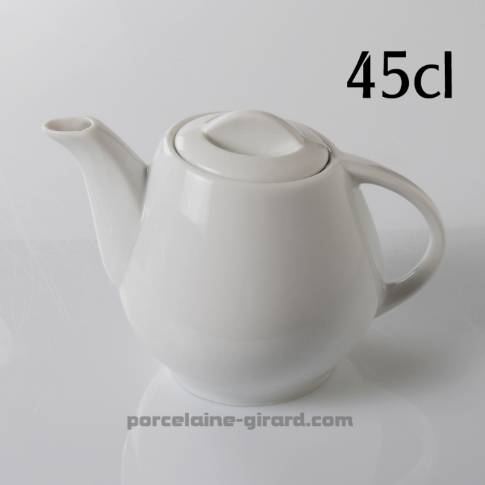 Servez votre thé avec élégance grace à cette théière./Petit modèle./Existe en deux tailles.