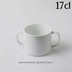 Cette tasse avec deux anses offre une bonne prise en main, ce qui est très pratique pour apprendre à boire seul./17cl