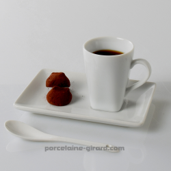 Tasse pour Café, originale grace a sa base carrée et son bord rond. /Contenance 10cl./Se complète avec sa sous tasse, ref 7981