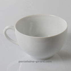 Tasse à dejeuner Louvre,  Contenance 50cl./Se complète avec la sous tasse, ref 6099./La collection Louvre se décline en trois mo