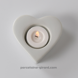 Ce joli petit coeur, tout en finesse et élégance, apportera à votre interieur une touche de romantisme et design. Idéal pour les