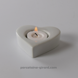 Ce joli petit coeur, tout en finesse et élégance, apportera à votre interieur une touche de romantisme et design. Idéal pour les