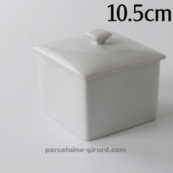 Boite à cotons carrés, peut aussi servir de boite à bijoux./Existe en deux tailles.
