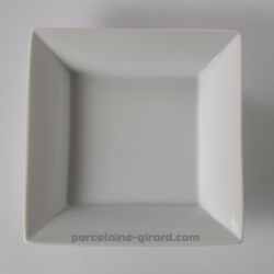 Vide poche carré, disponible en trois tailles. /Fonctionnel, il se posera partout