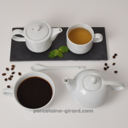 Soyez solitaire et prenez le temps pour votre tea time ! /Deux en un -  théière et tasse./
