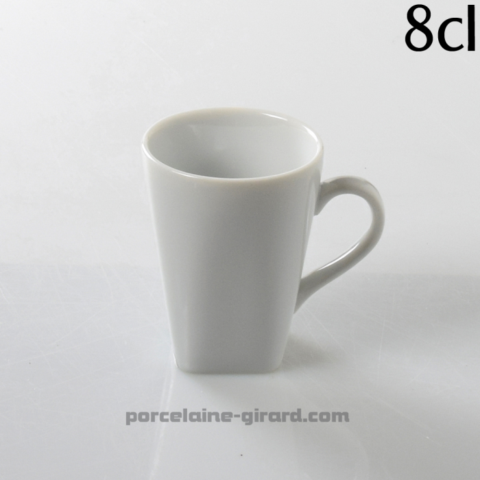 Tasse pour Café, originale grace a sa base carrée et son bord rond. /Contenance 10cl./Se complète avec sa sous tasse, ref 7981