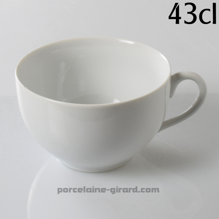 Tasse à dejeuner Louvre,  Contenance 50cl./Se complète avec la sous tasse, ref 6099./La collection Louvre se décline en trois mo